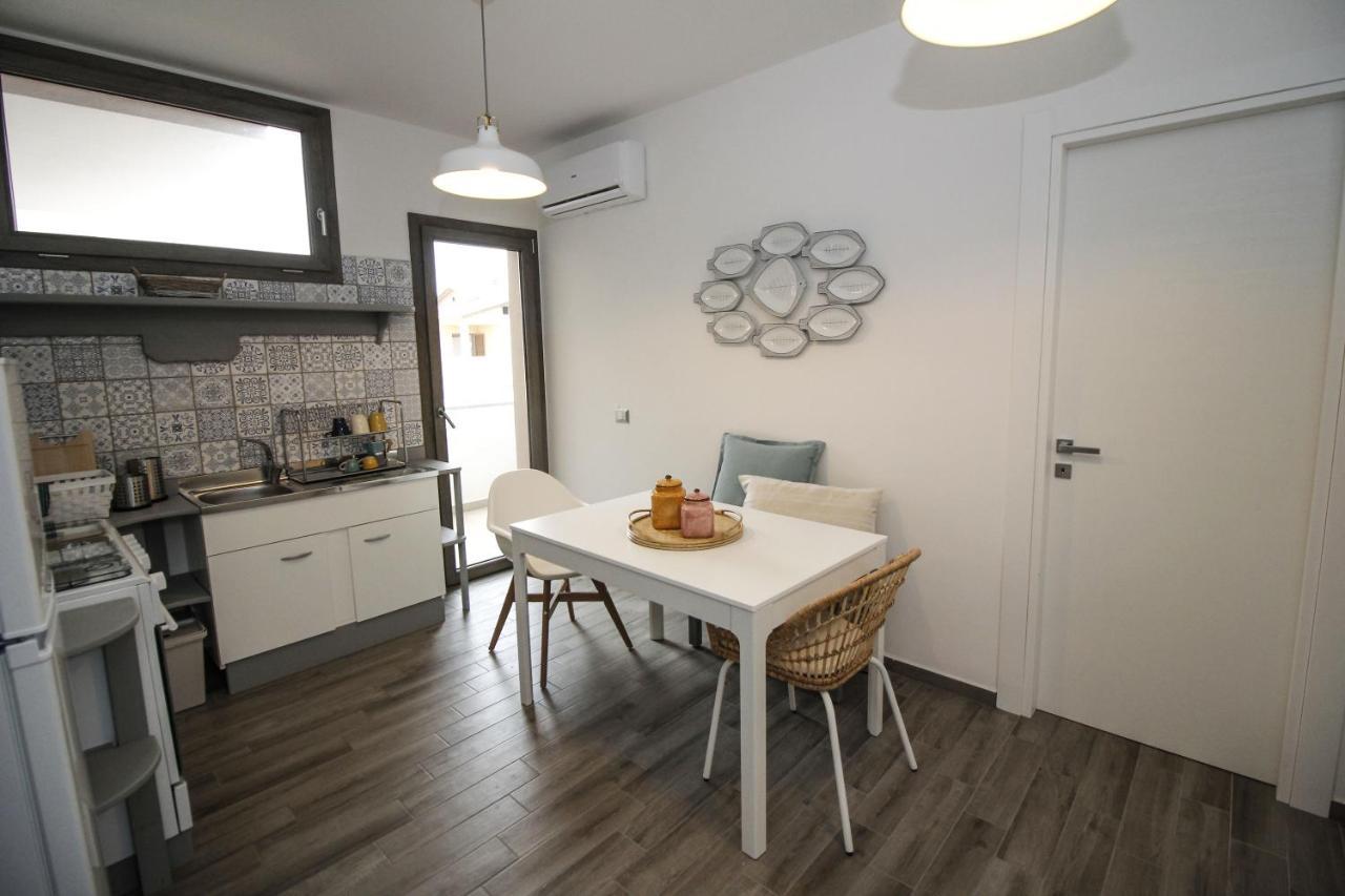 Casa Kant SantʼAntìoco Екстериор снимка