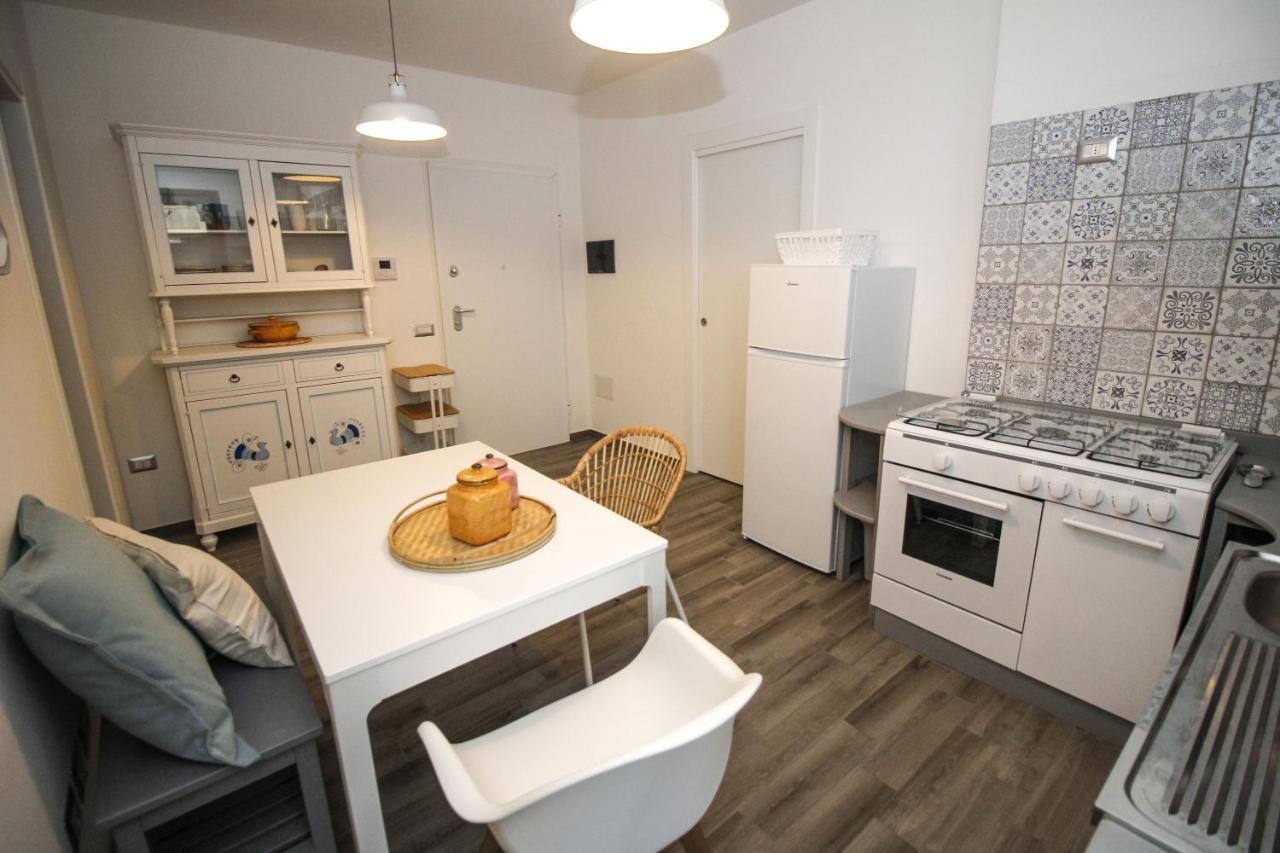 Casa Kant SantʼAntìoco Екстериор снимка